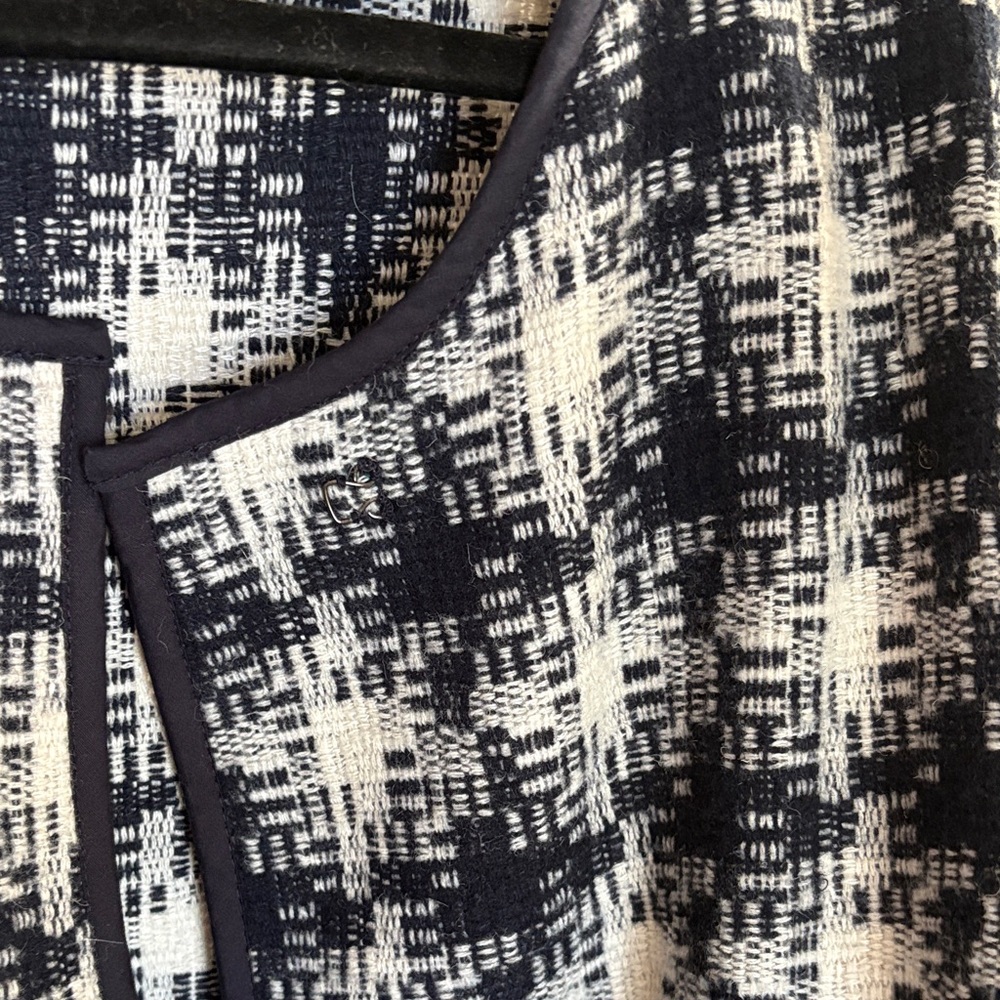 Navy and White Patterned Coat NWT - Picture 10 of 10